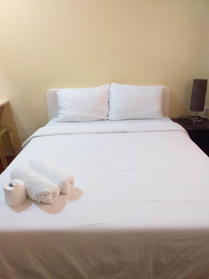 Mactan Airport Hilltop Hotel Lapu-Lapu City Esterno foto